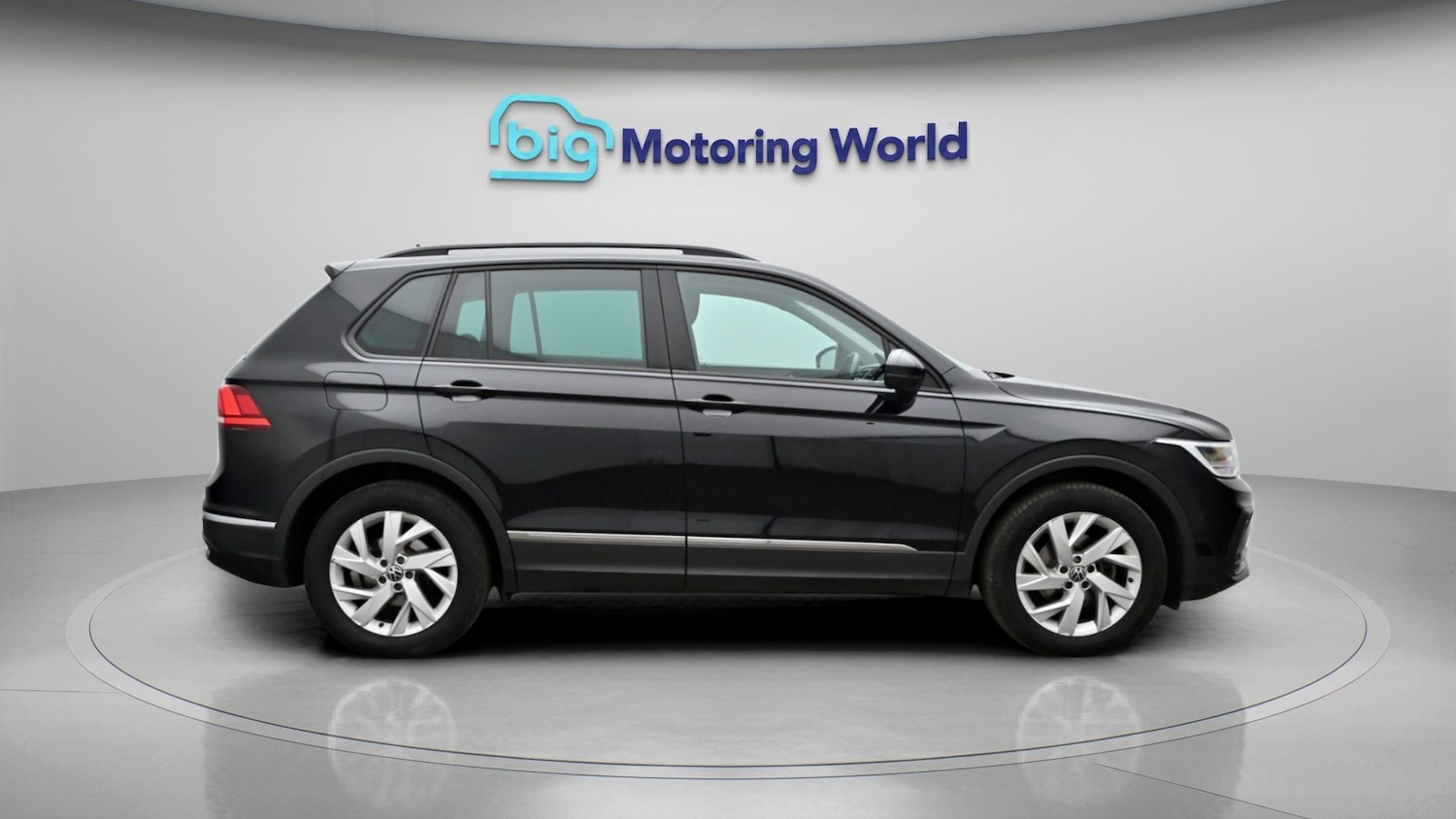 Used Volkswagen Tiguan 2021 for sale - 77998183: Photo 8