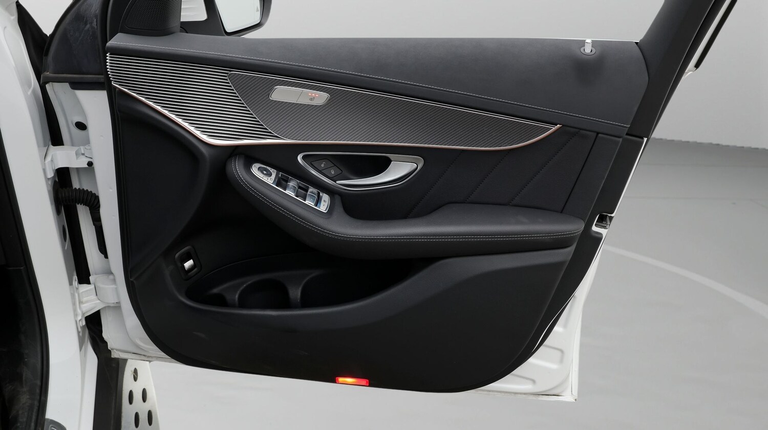 Used Mercedes-Benz EQC for sale - 77181547: Photo 15