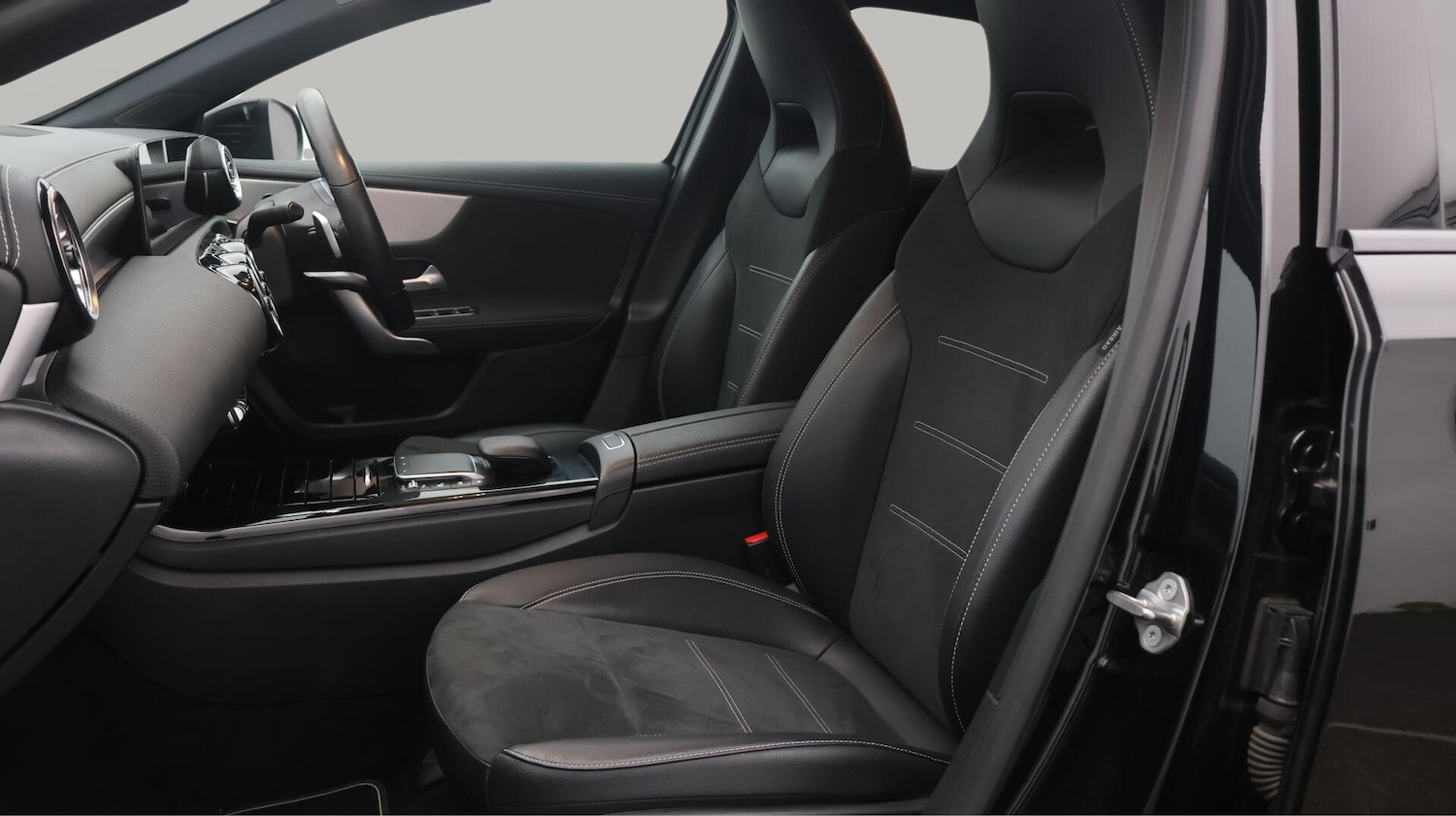 Used Mercedes-Benz A-Class 2021 for sale - 76432922: Photo 15