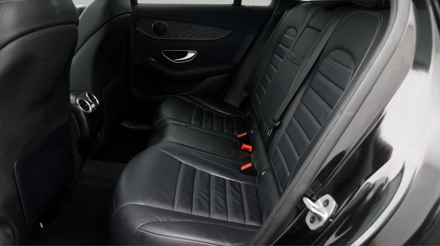 Used Mercedes-Benz EQC 2022 for sale - 77931470: Photo 16