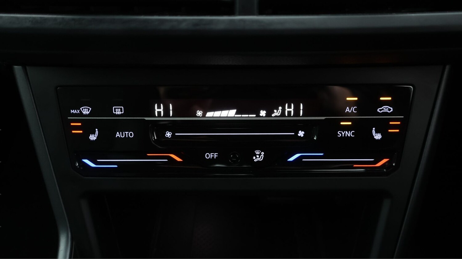 Used Volkswagen Taigo 2022 for sale - 77503970: Photo 12