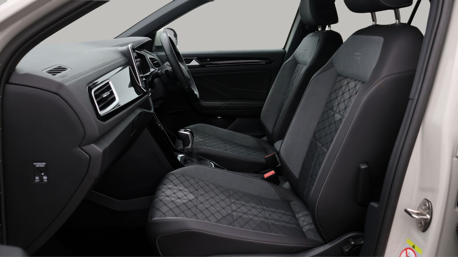 Used Volkswagen T-Roc 2022 for sale - 77181964: Photo 14