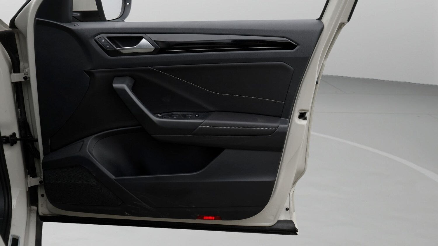 Used Volkswagen T-Roc 2022 for sale - 77181964: Photo 15