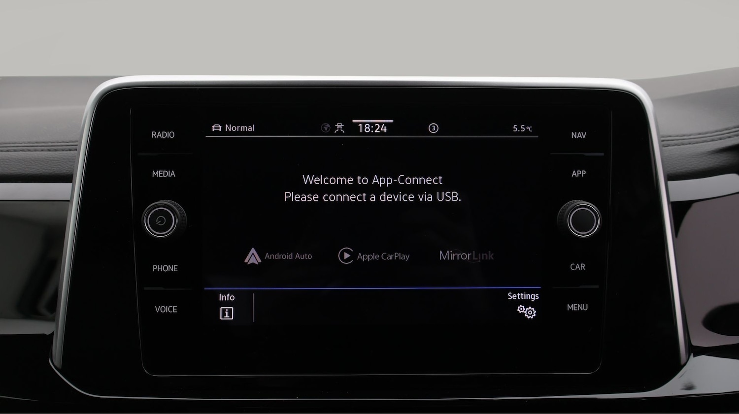 Used Volkswagen T-Roc 2022 for sale - 77181964: Photo 20