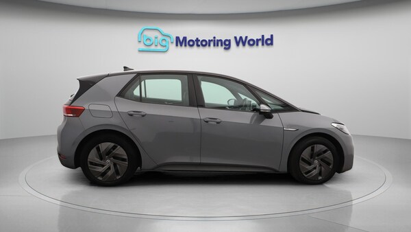 Used Volkswagen ID.3 2021 for sale - 76314859: Photo 9