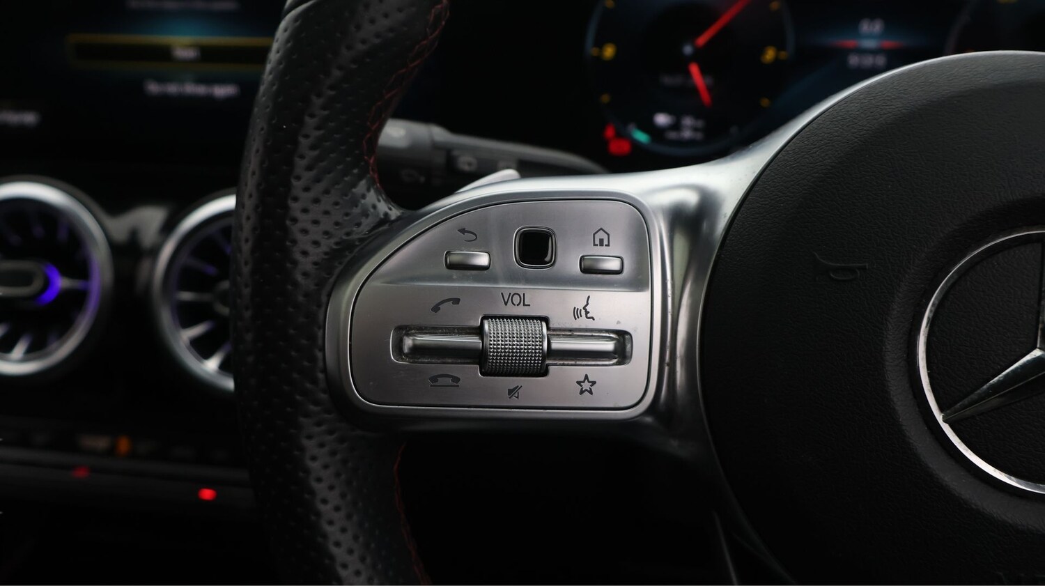 Used Mercedes-Benz EQA 2022 for sale - 77247737: Photo 26