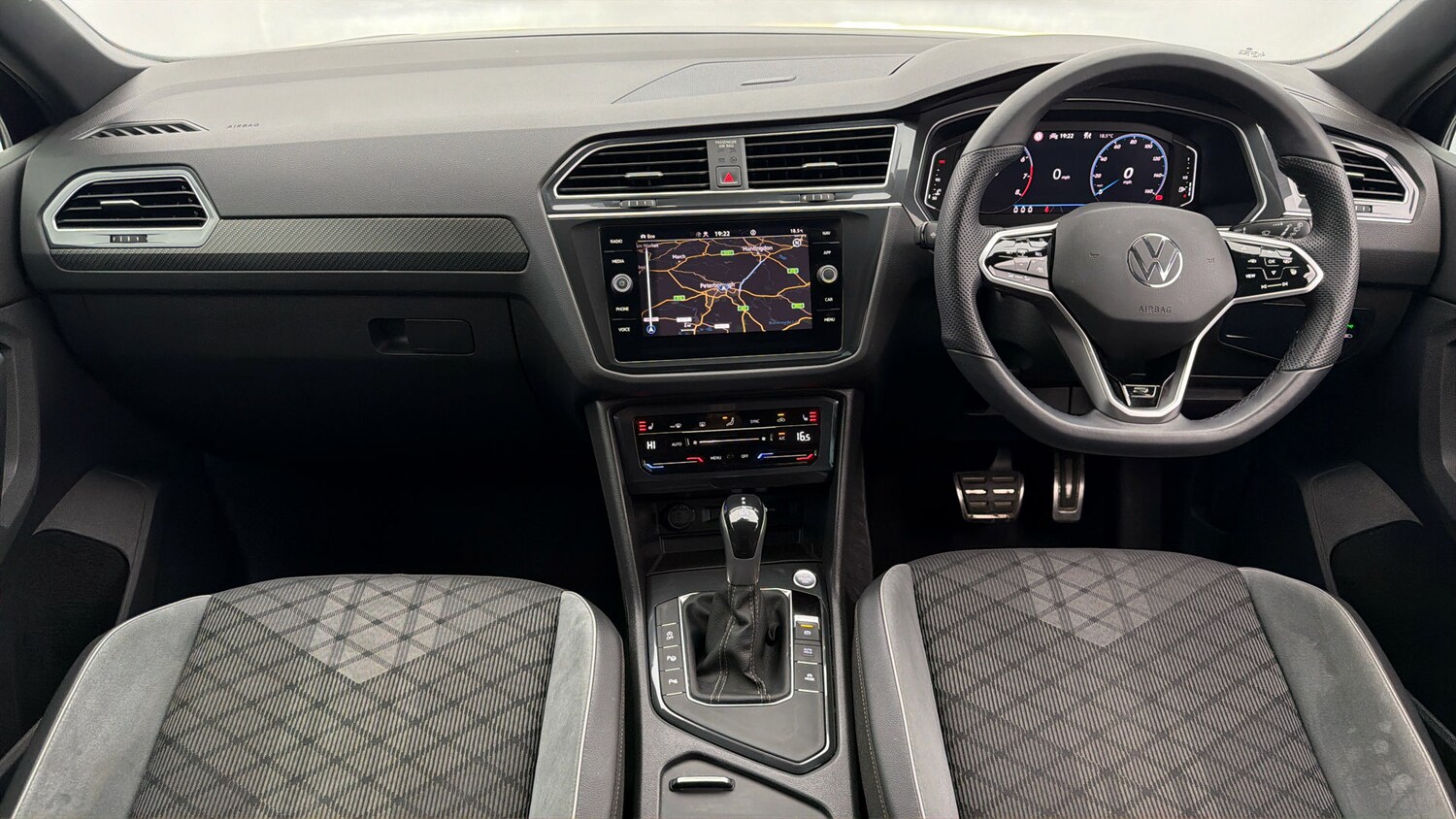 Used Volkswagen Tiguan 2021 for sale - 77945637: Photo 12