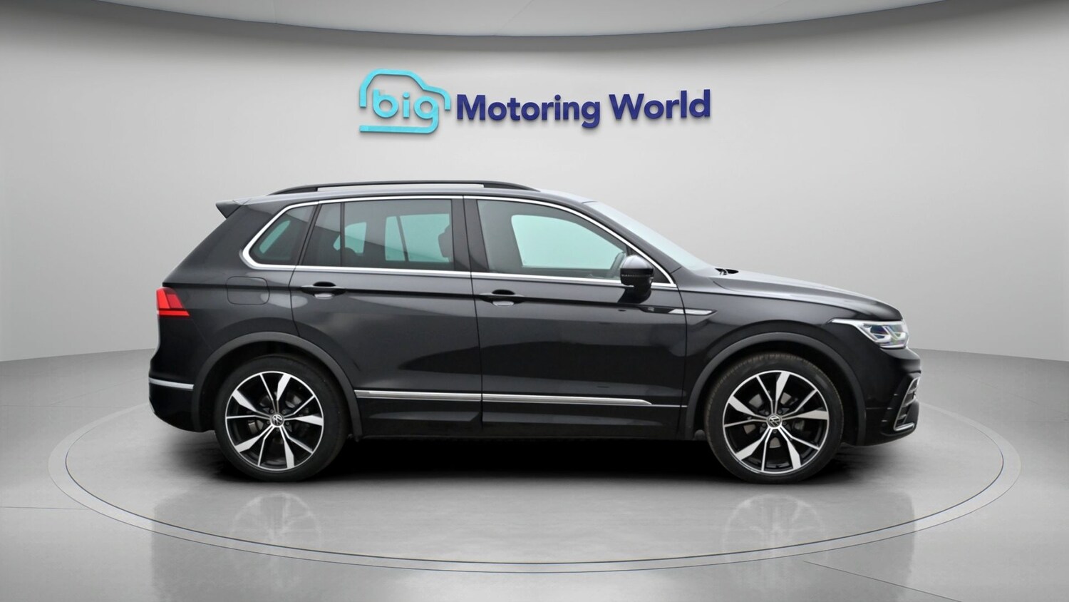 Used Volkswagen Tiguan 2021 for sale - 77945637: Photo 8