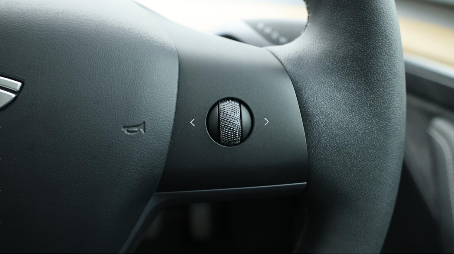 Used Tesla Model Y for sale - 76742677: Photo 25