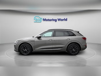 Used Audi Q8 2023 for sale - 79018889: Photo