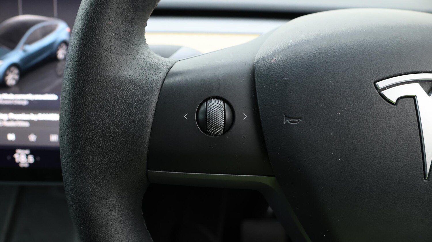 Used Tesla Model Y 2022 for sale - 76085502: Photo 22