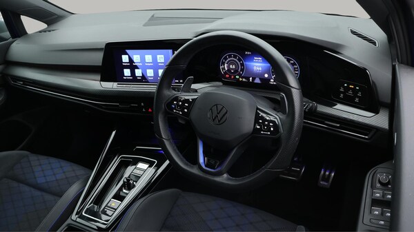 Used Volkswagen Golf 2024 for sale - 76031689: Photo 10