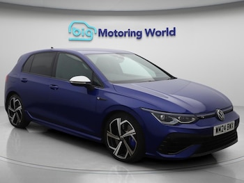 Volkswagen - Golf