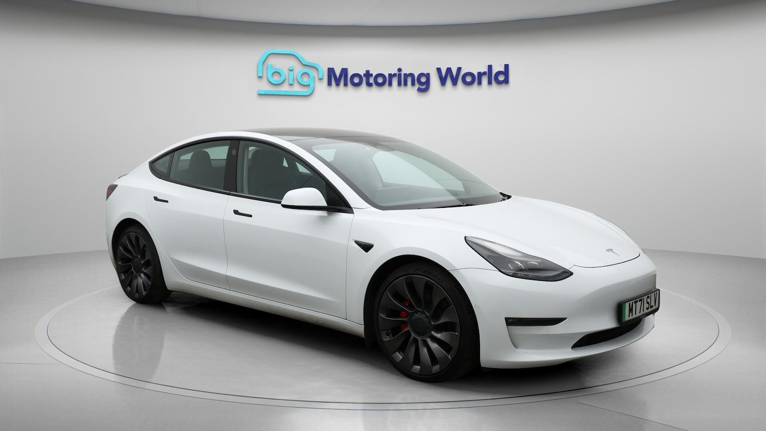 Used Tesla Model 3 2021 for sale - 76645122: Photo 2