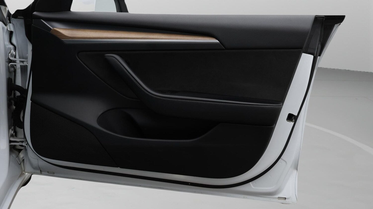 Used Tesla Model 3 2021 for sale - 76409340: Photo 16