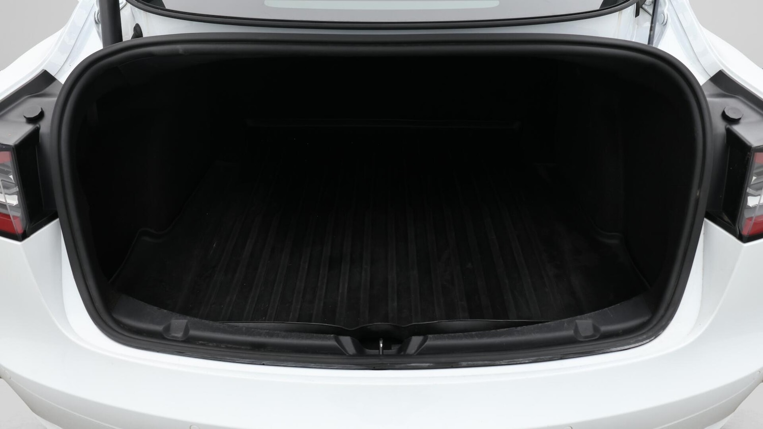 Used Tesla Model 3 2021 for sale - 76409340: Photo 18