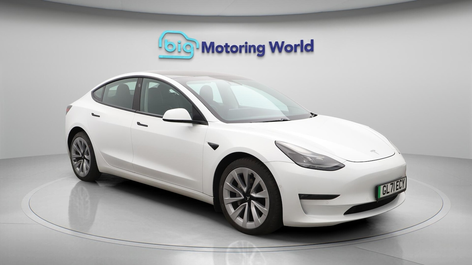Used Tesla Model 3 2021 for sale - 76409340: Photo 2