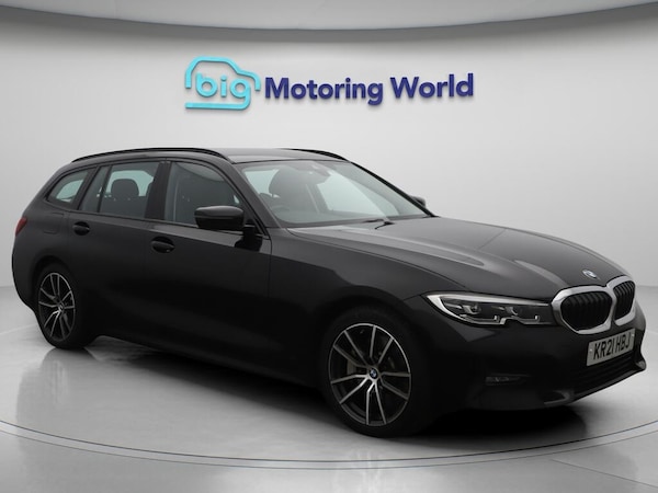 Used BMW 3 Series 2021 for sale - 76013608: Photo 1