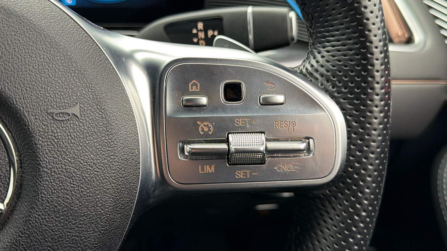 Used Mercedes-Benz EQC 2022 for sale - 77802596: Photo 23