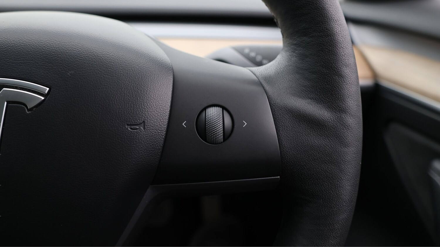 Used Tesla Model 3 2021 for sale - 77803613: Photo 24