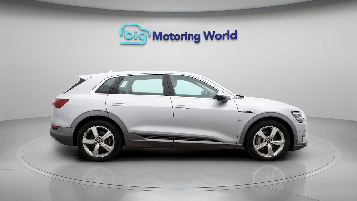 Used Audi e-tron 2021 for sale - 77432798: Photo 8