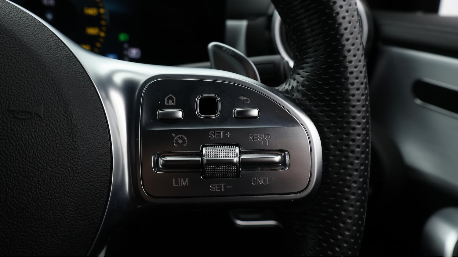 Used Mercedes-Benz CLA 2021 for sale - 76431934: Photo 28