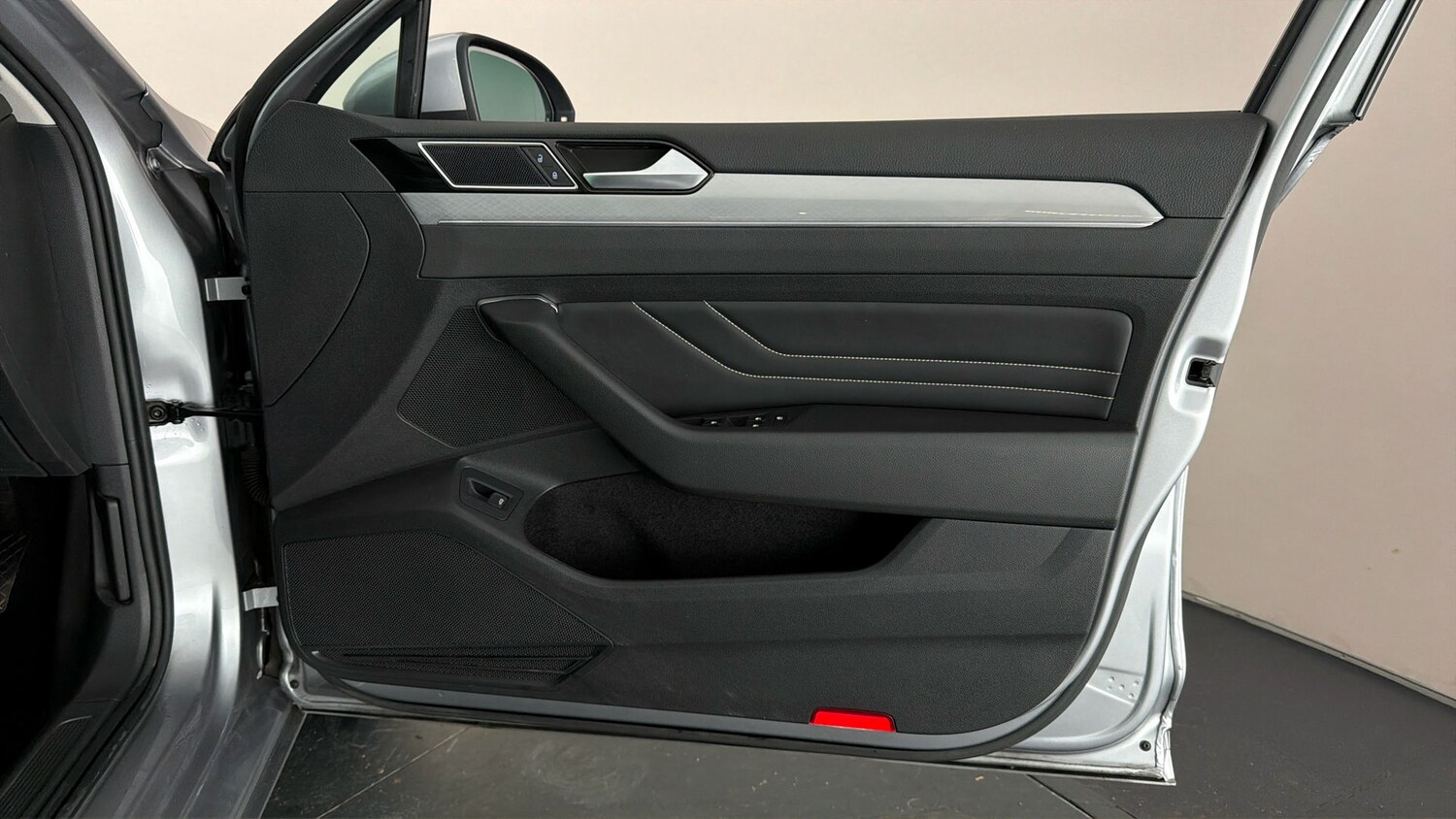 Used Volkswagen Passat 2020 for sale - 77873423: Photo 15