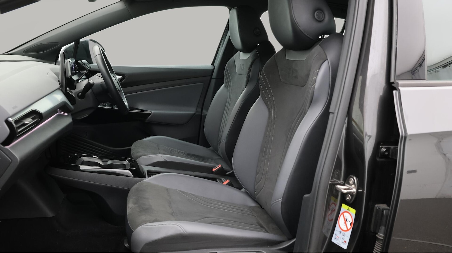 Used Volkswagen ID.4 2022 for sale - 76613347: Photo 15