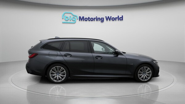 Used BMW 3 Series 2021 for sale - 76307847: Photo 9
