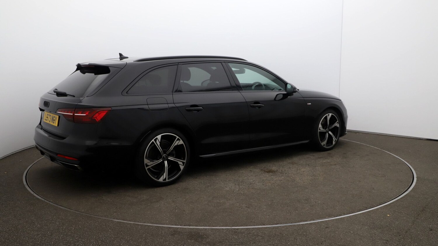 Used Audi A4 Avant for sale - 76811970: Photo 45