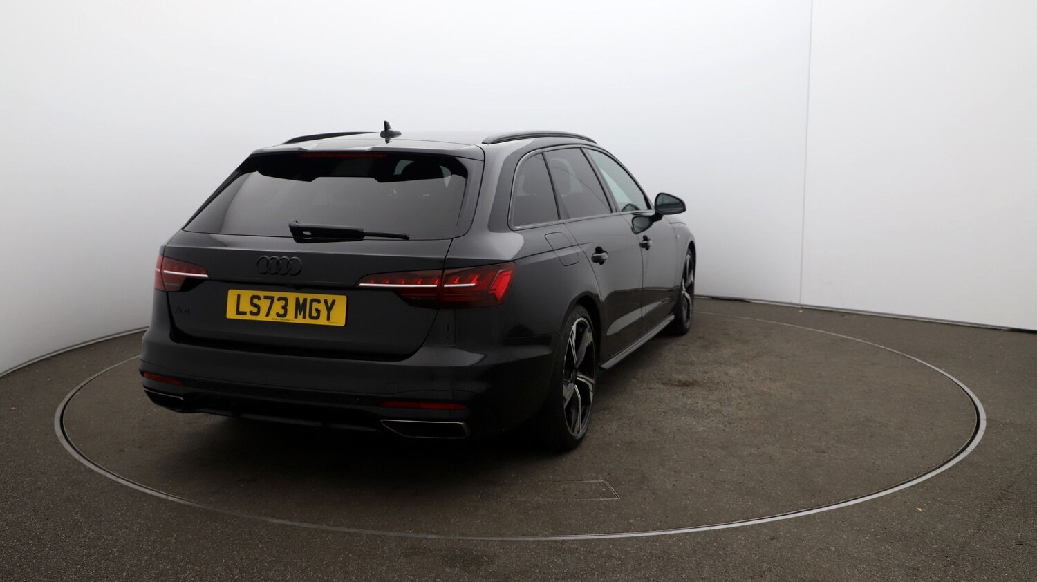 Used Audi A4 Avant for sale - 76811970: Photo 48