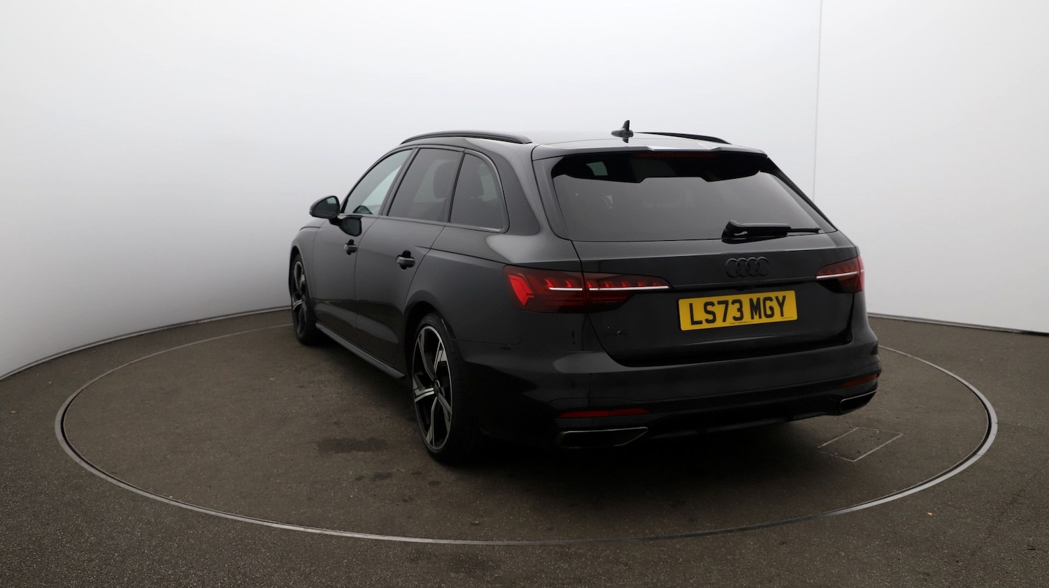 Used Audi A4 Avant for sale - 76811970: Photo 53