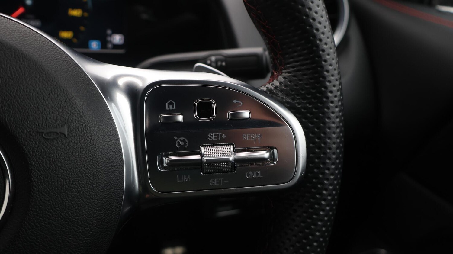 Used Mercedes-Benz GLB 2022 for sale - 76658041: Photo 27