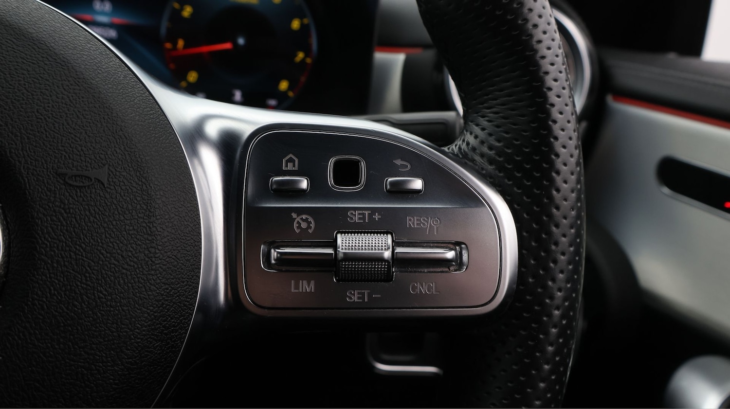 Used Mercedes-Benz CLA 2022 for sale - 77460495: Photo 24