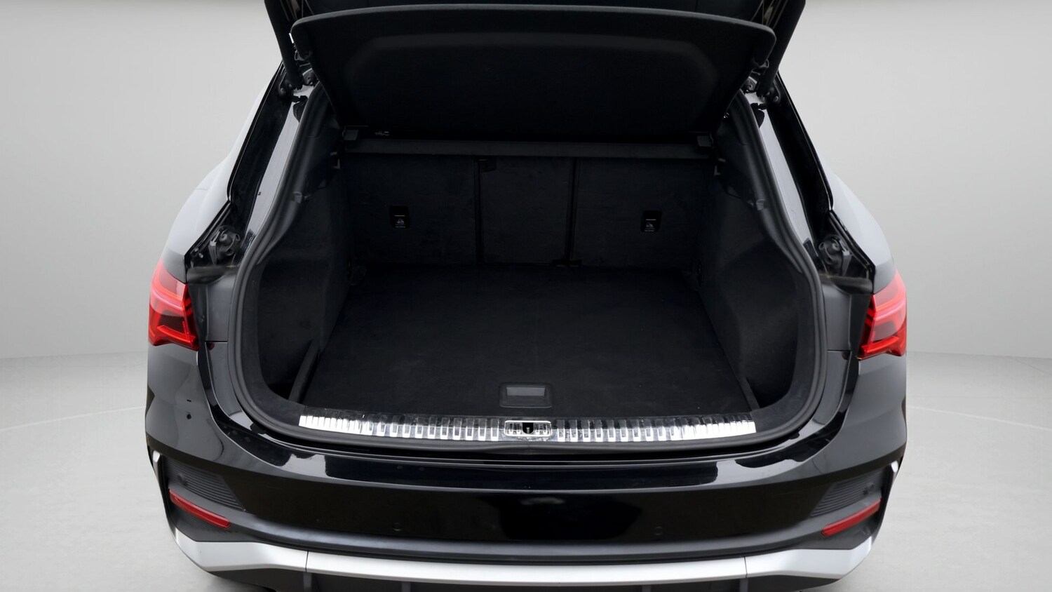 Used Audi Q3 2022 for sale - 77827740: Photo 17