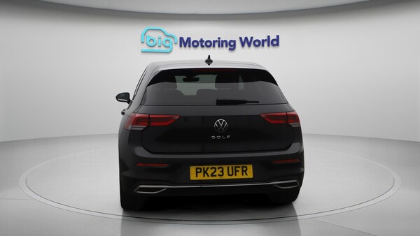 Used Volkswagen Golf 2023 for sale - 75670298: Photo 7
