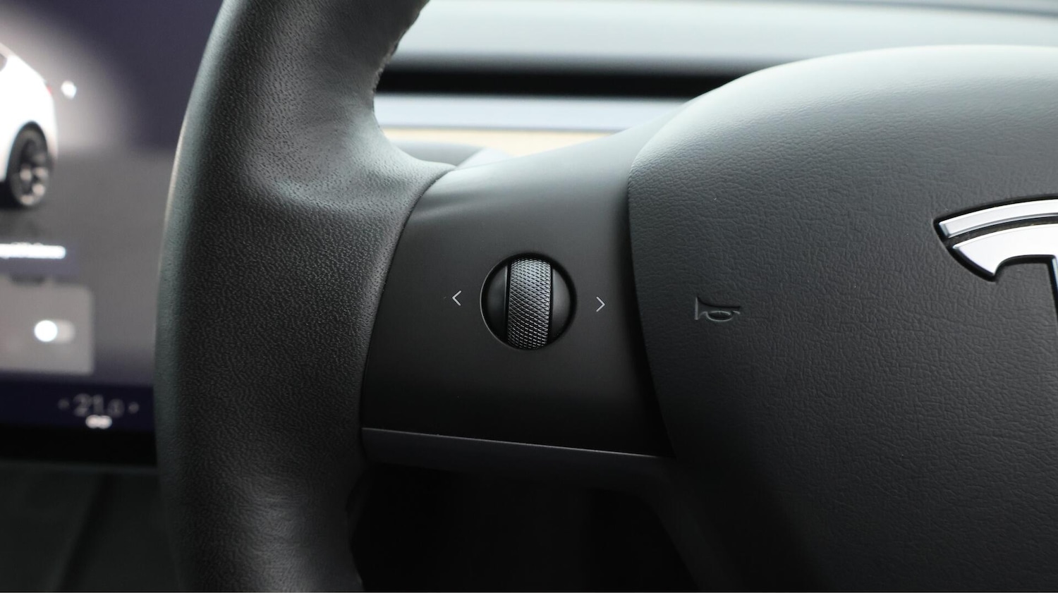 Used Tesla Model Y 2022 for sale - 76179532: Photo 26