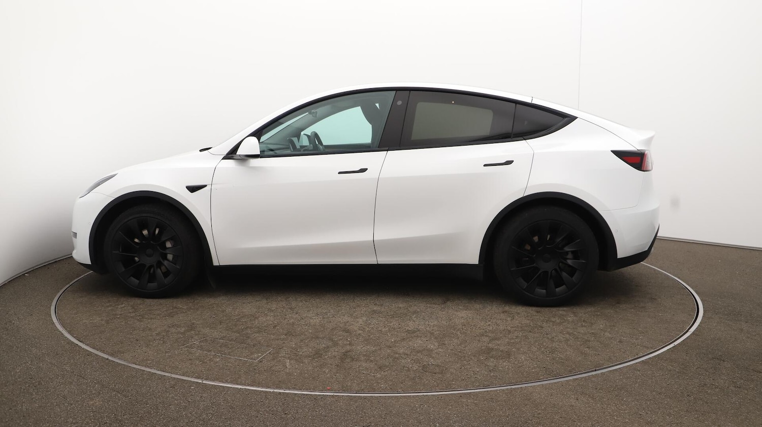 Used Tesla Model Y 2022 for sale - 76179532: Photo 67