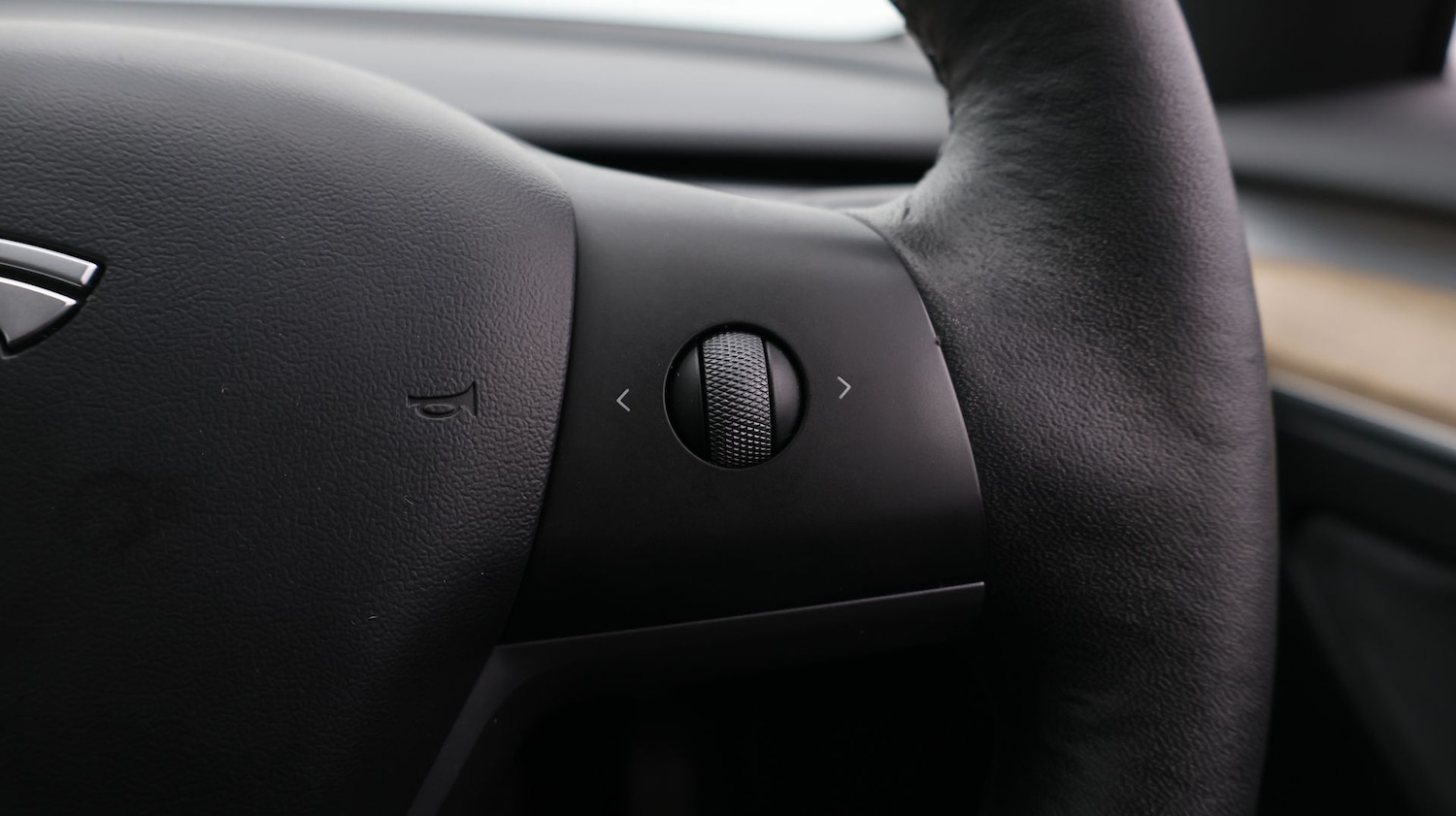 Used Tesla Model 3 2021 for sale - 77353872: Photo 24