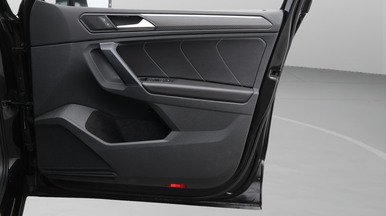 Used Volkswagen Tiguan 2022 for sale - 76432372: Photo 16