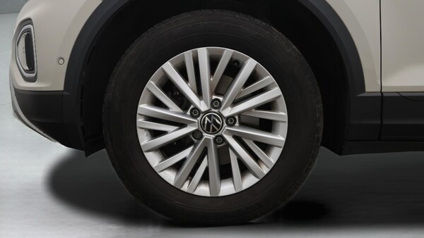 Used Volkswagen T-Roc 2023 for sale - 75990494: Photo 19