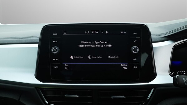 Used Volkswagen T-Roc 2023 for sale - 75990494: Photo 25