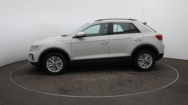 Used Volkswagen T-Roc 2023 for sale - 75990494: Photo 65