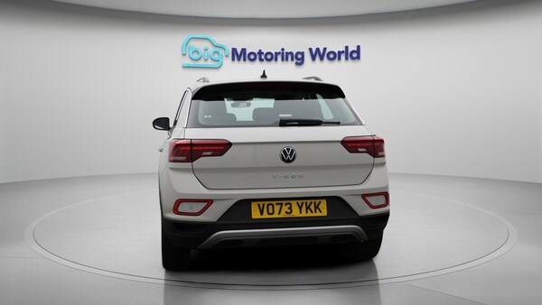 Used Volkswagen T-Roc 2023 for sale - 75990494: Photo 7