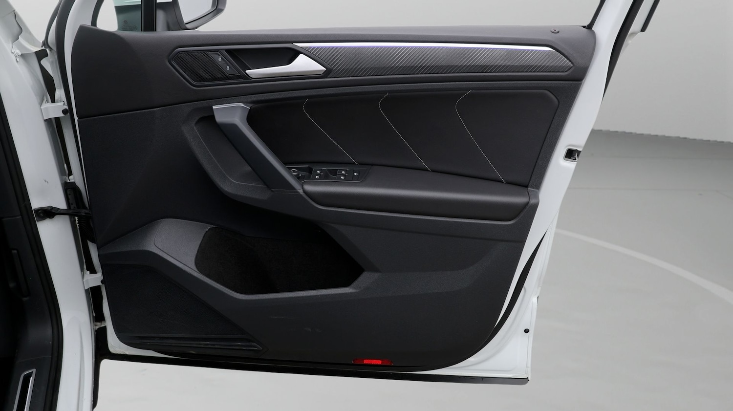 Used Volkswagen Tiguan 2023 for sale - 77618586: Photo 15