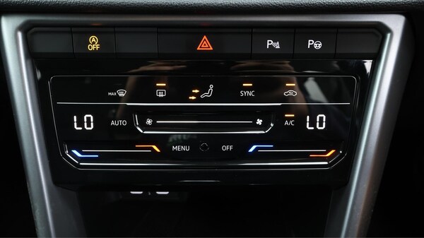 Used Volkswagen T-Roc 2024 for sale - 75720713: Photo 13