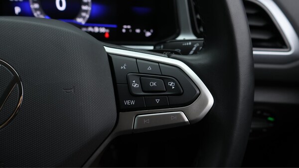 Used Volkswagen T-Roc 2024 for sale - 75720713: Photo 24