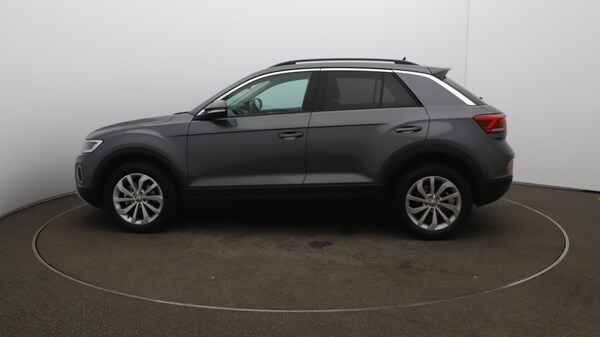 Used Volkswagen T-Roc 2024 for sale - 75720713: Photo 64