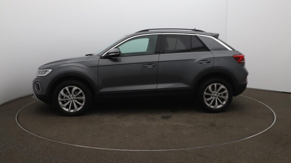 Used Volkswagen T-Roc 2024 for sale - 75720713: Photo 65