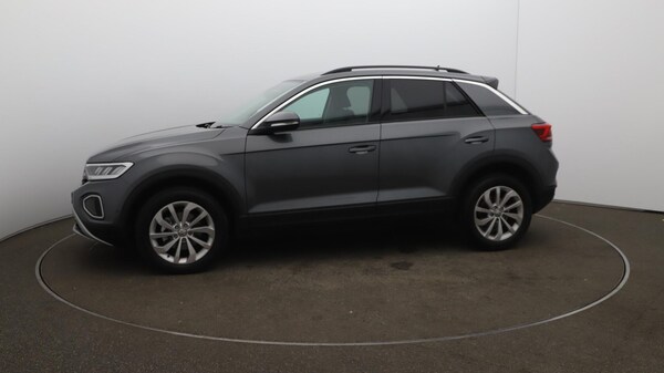 Used Volkswagen T-Roc 2024 for sale - 75720713: Photo 66